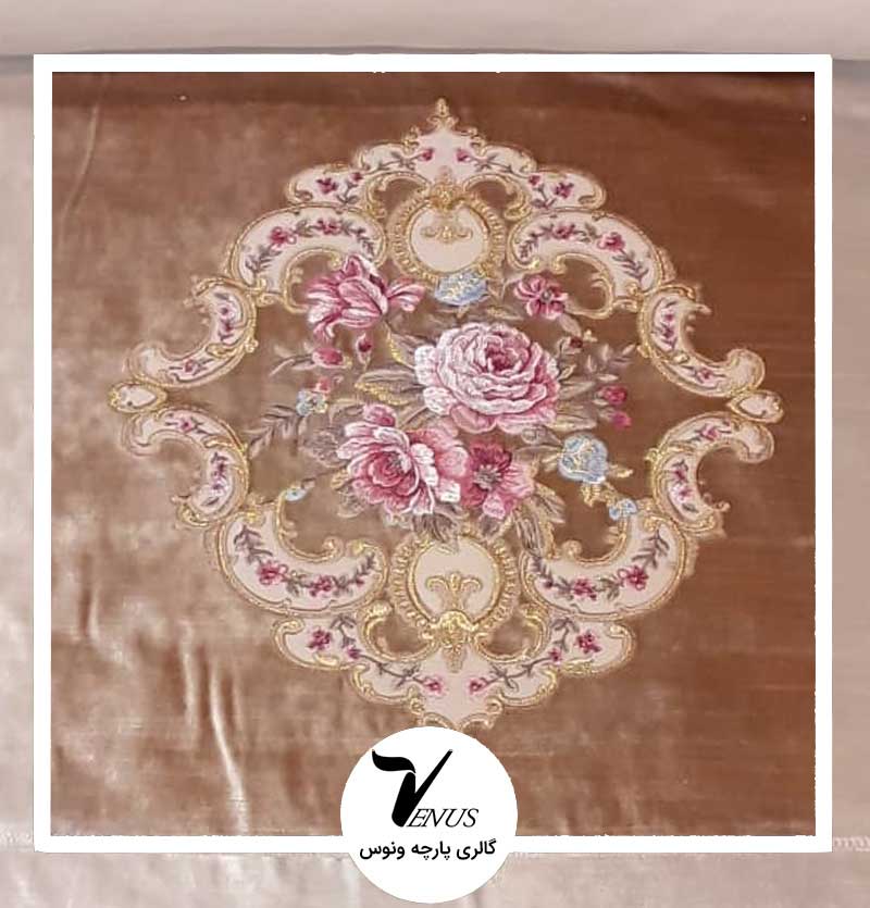 پارچه مبلی ترک | مخمل گلدوزی شده رنگ صورتی پوست پیازی طرح دوم
