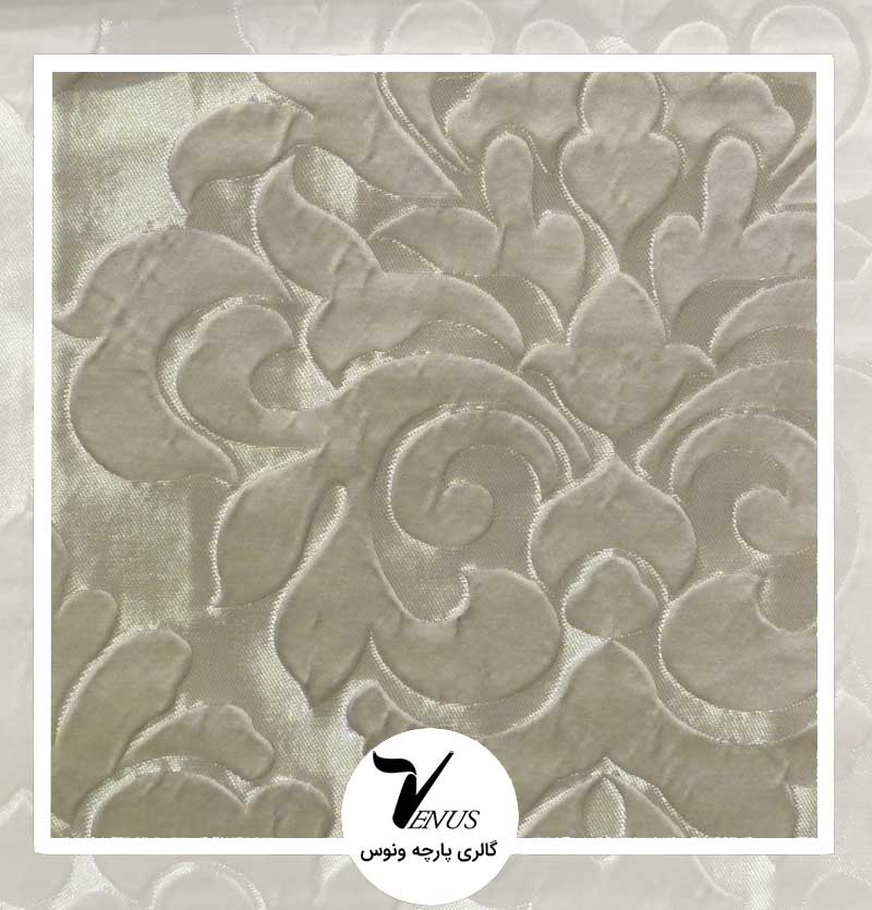 پارچه مبلی کرمی گل دار